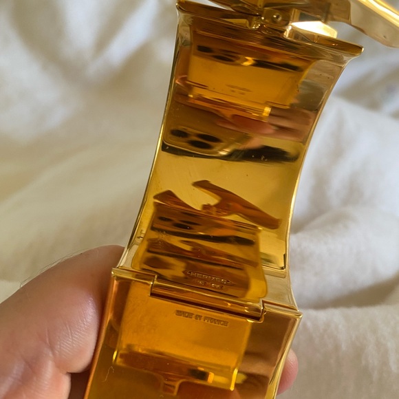 Hermes Red and Gold Clic Clac Cuff Bracelet - Picture 5 of 5